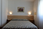 Hotel Ginepro Stanza 4.jpg Hotel Ginepro Stanza 4.jpg